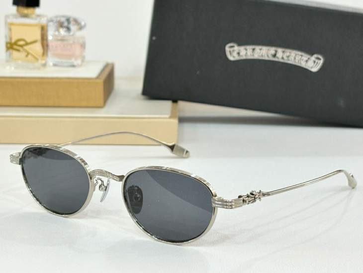 Picture of Chrome Hearts Sunglasses _SKUfw57452764fw